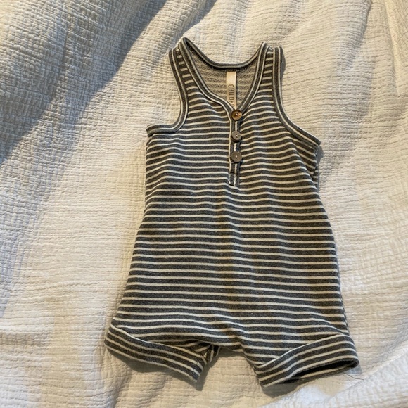 childhoods clothing Other - Childhoods clothing romper